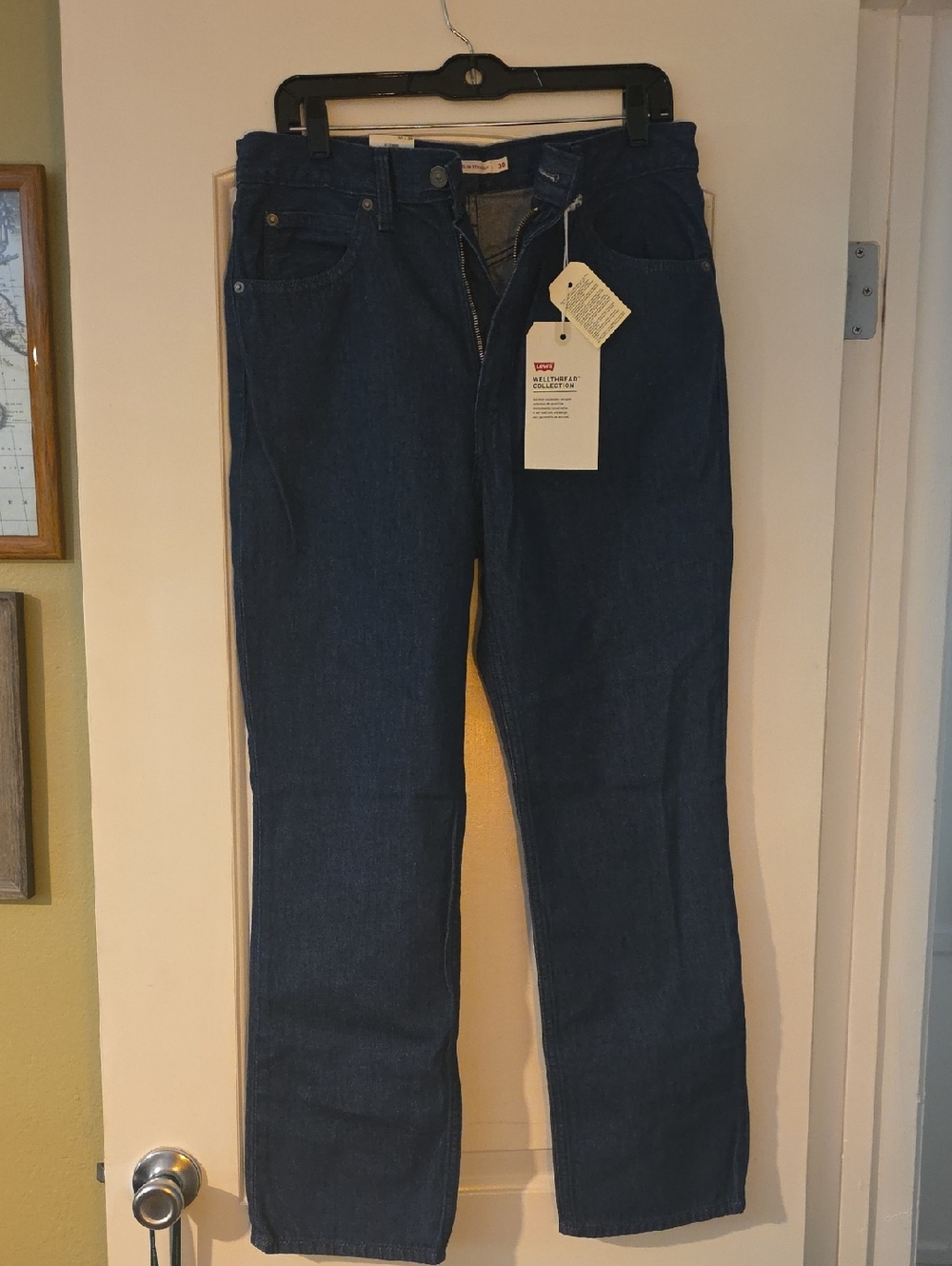 Levi's Women's Deep Blue Straight-Leg Jeans